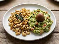 Escamoles a la mantequilla con guacamole