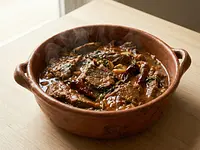 Santo bailando: Bistec al pulque