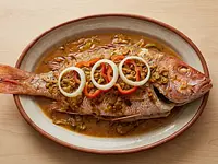 Huachinango relleno de mariscos