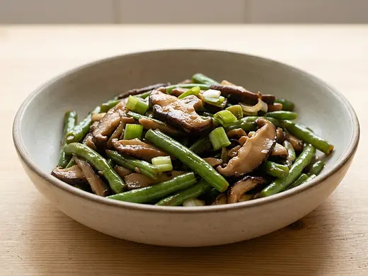 Ejotes con setas shiitake