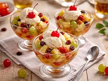 Macedonia Helada con Frutas y Ron